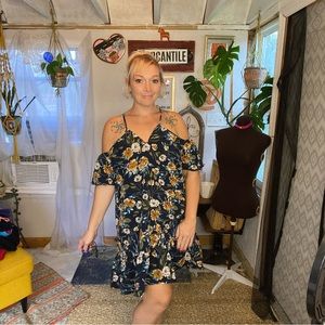 Hommage Navy Blue & Floral Cold Shoulder Lightweight Ruffle Dress Size medium